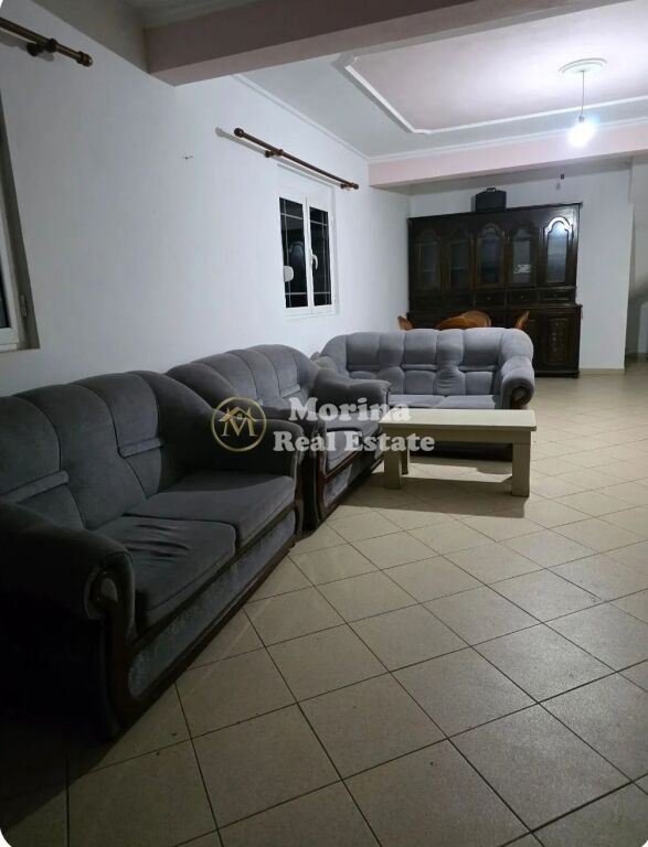 Qera | Shtëpi private 1 + 1 | Njësia Administrative Paskuqan | 250 €/muaj