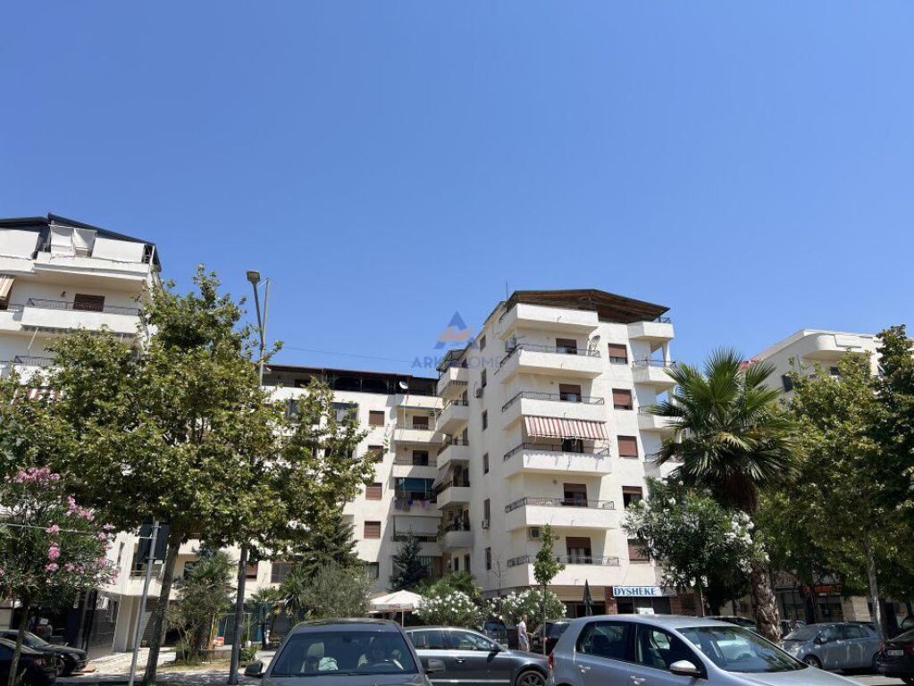 OCCASION!!! APARTMENT 2+1+1 + VERANDA FOR SALE WITH SEA VIEW RAILWAY BEACH – DURRËS 124000 €