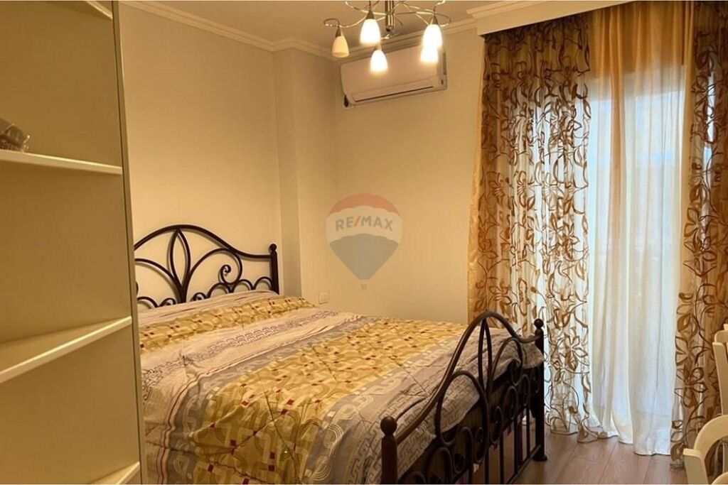 Apartament 3+1 per qira, prane Eleonores!