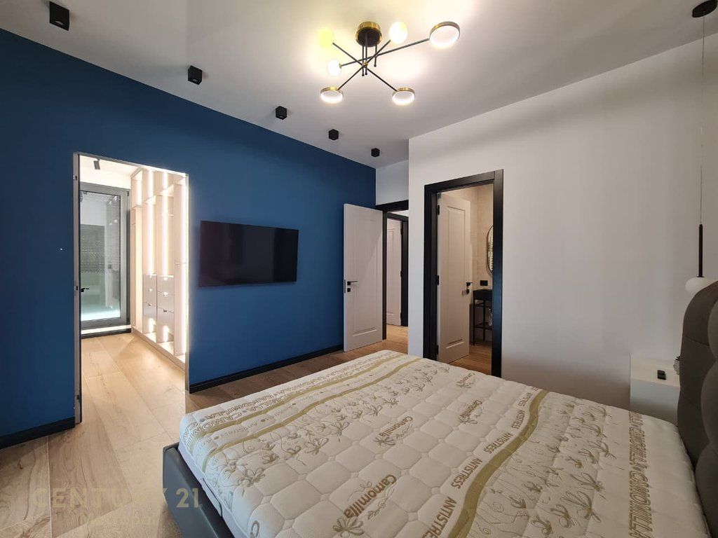 Appartamento 3+1+2 in affitto con veranda, vicino al Centro Commerciale TEG! 2.000 € /Mese