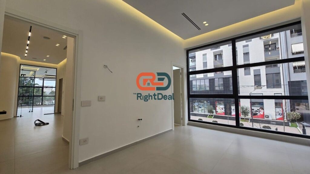 In Porcelan near Green Harmony, an invested space is for rent for a clinic!