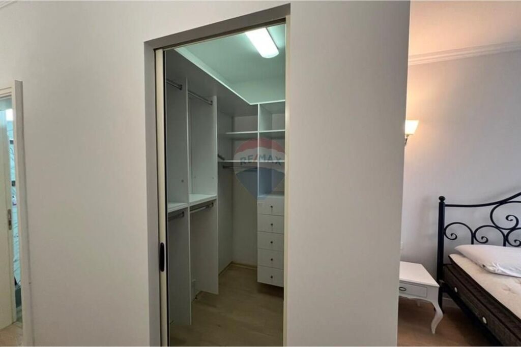 Apartament 3+1 per qira, prane Eleonores!