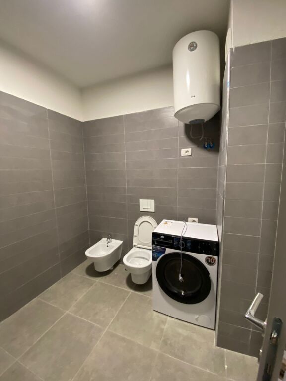 Univers City , 2+1+2wc+2balconi in affitto