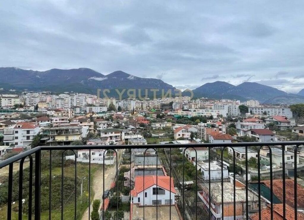 APARTMENT 2+1 FOR SALE ON KOKONOZEVE STREET, PORCELAN