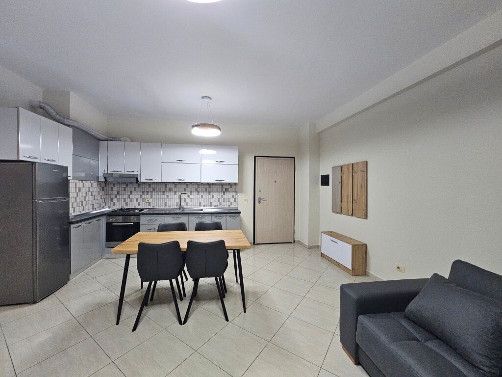 Jepet me qira apartament 1+1 – Astir (sipër Ozone)