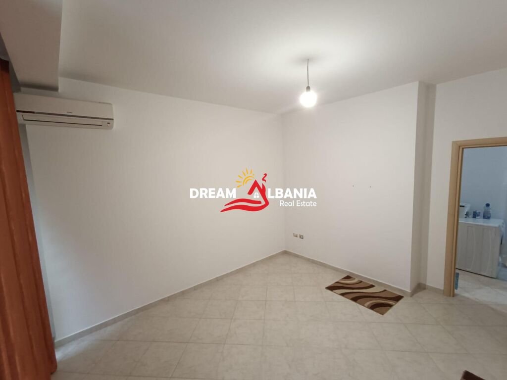 Apartment 2+1+2 Bathrooms for Sale in the Commune of Paris – Kika 2, Tirana (ID 41111516)