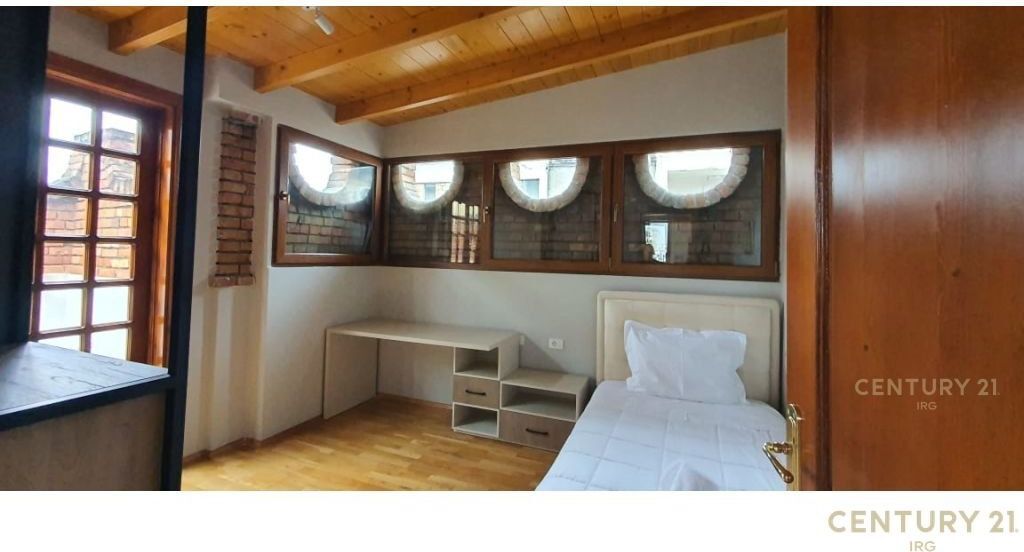 Apartment 3+1+2 in the Center of Tirana! 1,300 € /Month