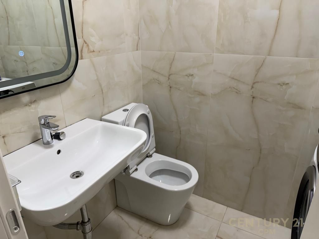 JAPIM PER QIRA APARTAMENT 3+1+2 NE KOMUNEN E PARISIT!
