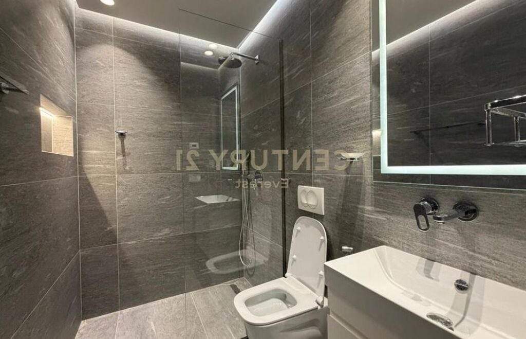 Apartment 3+1 at Kodra e Diellit 1