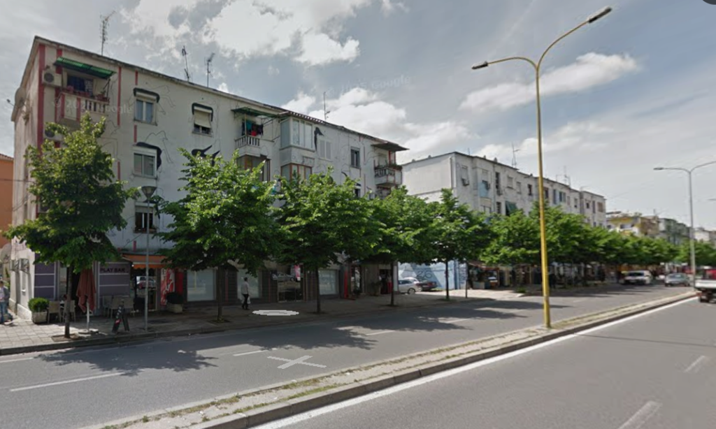 SHITET APARTAMENT 2+1 Rruga Bardhyl Buze Rruge 128,000Euro