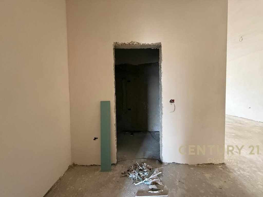 VENDIAMO APPARTAMENTO 1+1, vicino all'ex Campo di Aviazione!