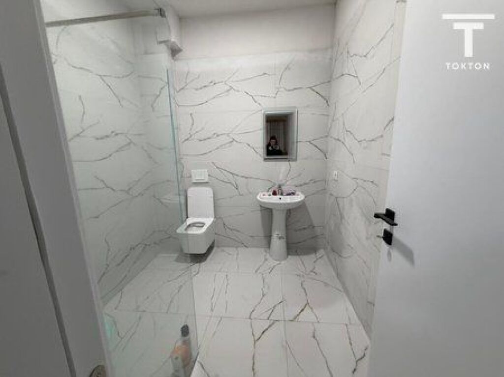 SHITET APARTAMENT 2+1+2, WHITE PALACE, PASKUQAN, TIRANË