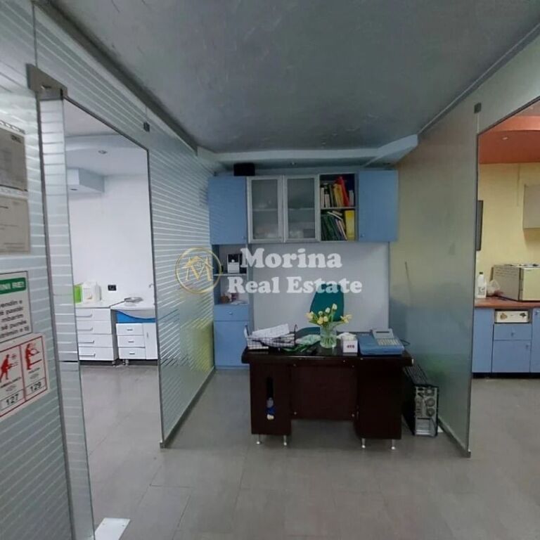 Vendita | Locale Commerciale | Via Bardhyl | 130000 €