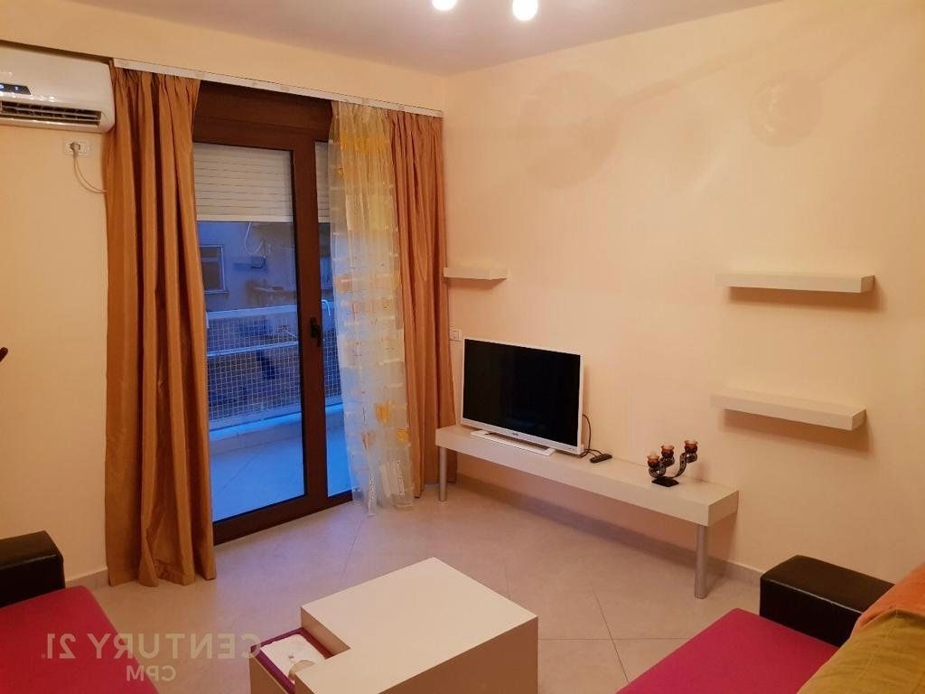 Apartment 2+1+2 for rent on Barrikadave street!