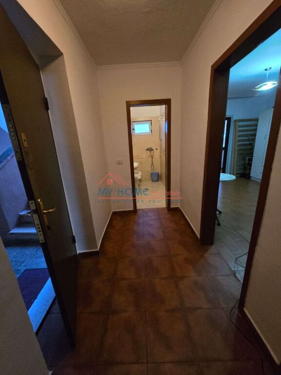 Apartament 3+1 me Qira Rruga e Barrikadave Tirane