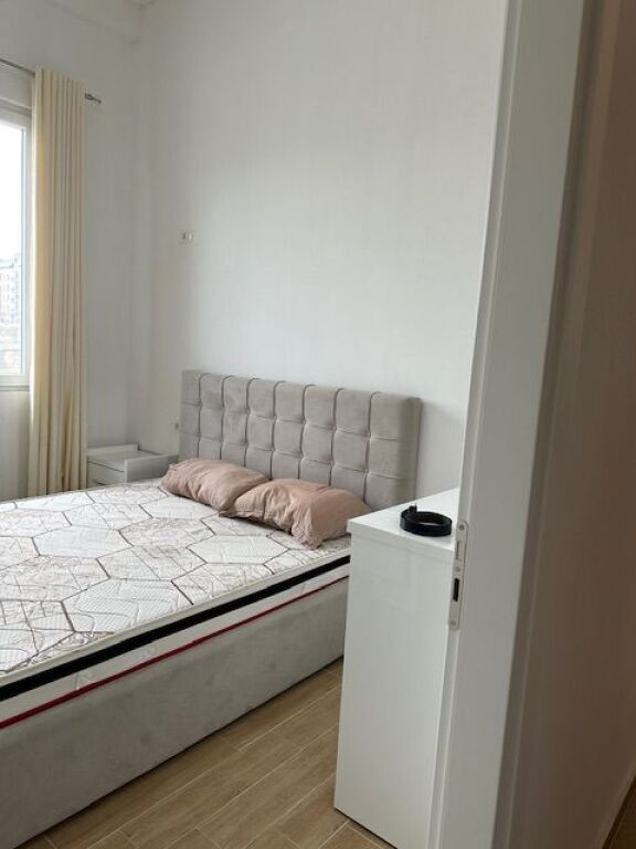 Apartament 2+1 afer vila L2 me 500€