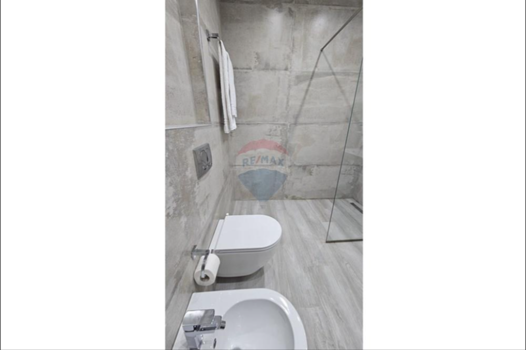 Apartament per shitje 2+1 tek Rruga e Barrikadave