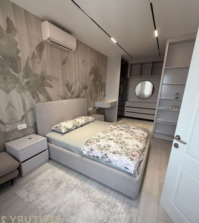 Shitet apartament 1+1 tek River Residence