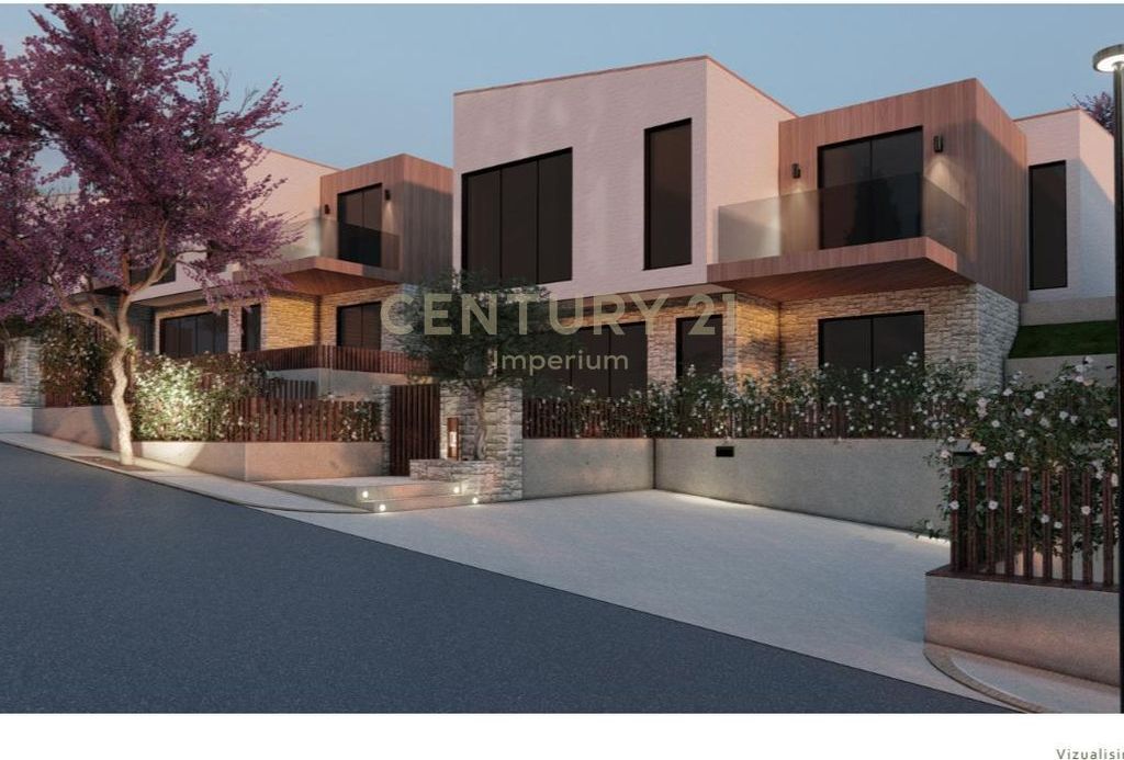 Luxury Villa for sale in Green Field Residence – Mullet