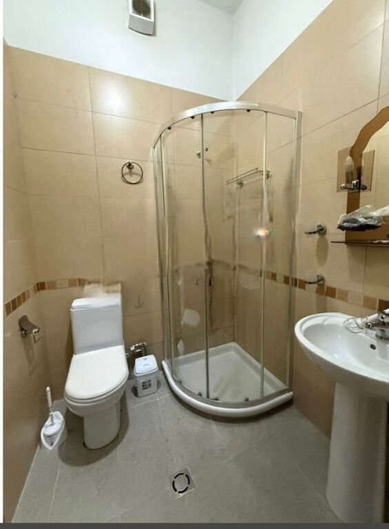 APPARTAMENTO 2+1+2 IN AFFITTO IN CENTRO VICINO A PIAZZA SKENDERBEJ, TIRANA!