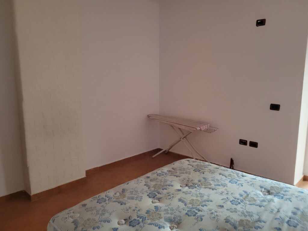 Shitet  apartament  3+1+2  +1 post parkim  Kodra e diellit  