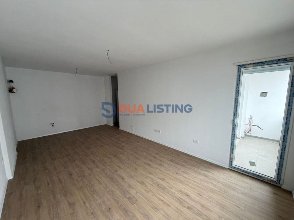 Apartment 2+1 for sale in Kamez just finished .