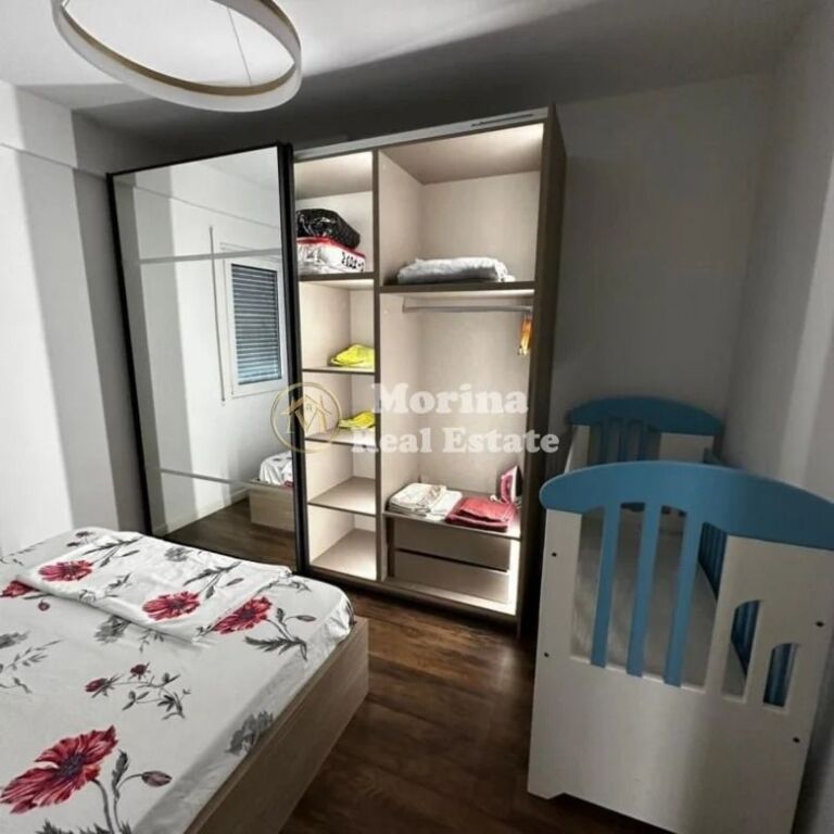Affitto | Appartamento 1 + 1 | Comune di Parigi | 700 €/mese