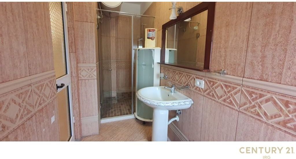 Apartment 3+1+2 in the Center of Tirana! 1,300 € /Month