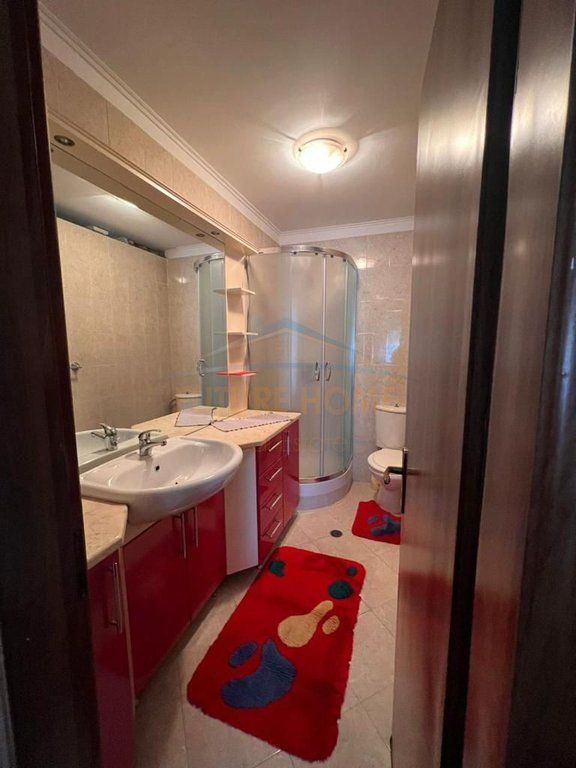 Qera, Apartament 2+1+2, 21 Dhjetori