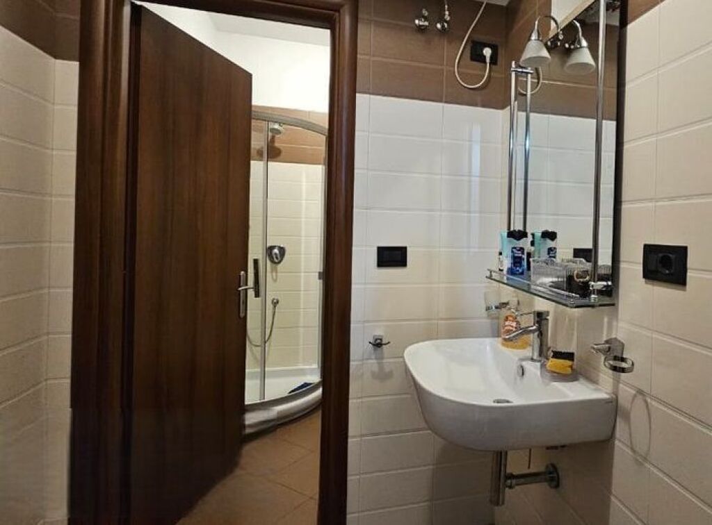 Apartment 2+1+Parking Space For Rent in Bulevardi i Ri, Tirana