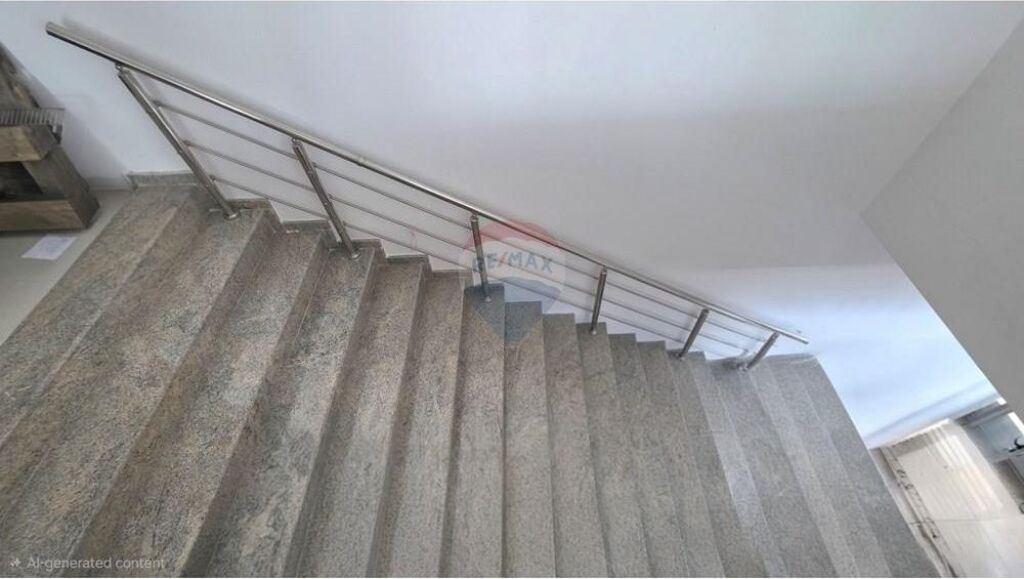 🏢 AMBIENT BIZNESI EKSKLUZIV NË SHITJE – TRANSHBALLKANIKE, VLORË