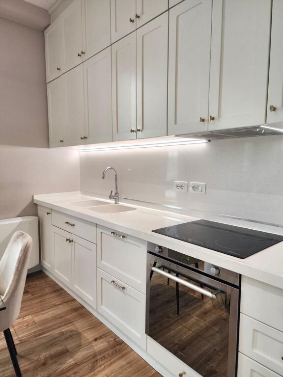 Hera e Pare Me Qera: Apartament Luksoz 2+1+2wc | 110 m² 📍Rr. e Elbasanit - PARK GATE, Ambasada Amerikane || Pallati me i Kerkuar (1,500€/muaj)
