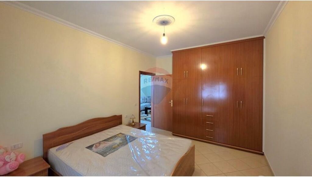 🏡 APARTMENT 2+1 FOR RENT – VLORË