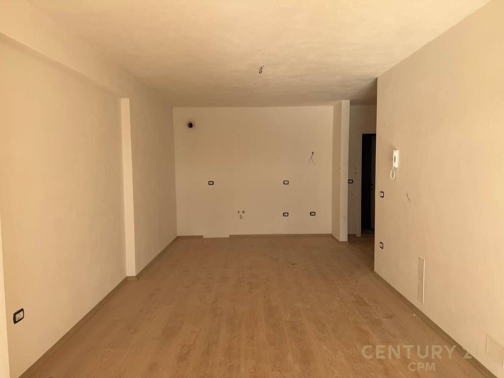 Apartament 2+1 + post parkimi!