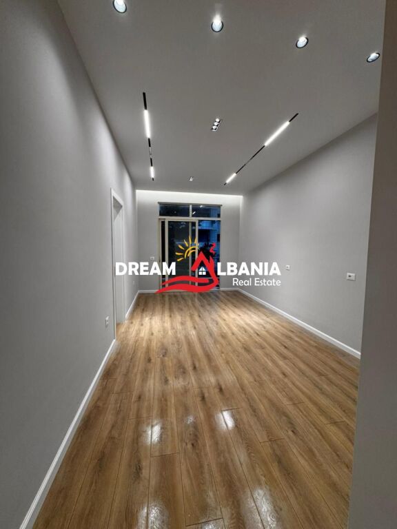 Vendesi in vendita appartamento 2+1 ad Astir vicino a Villa L (ID 41212150)