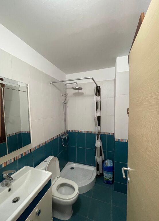 Apartament me qera