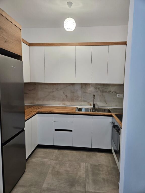 Apartment 2+1, Univers City!