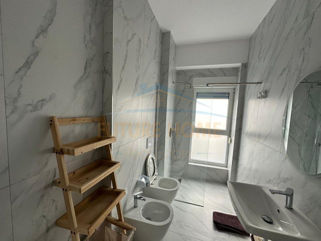 Qera, Apartament 1+1, Ali Demi, Tiranë.