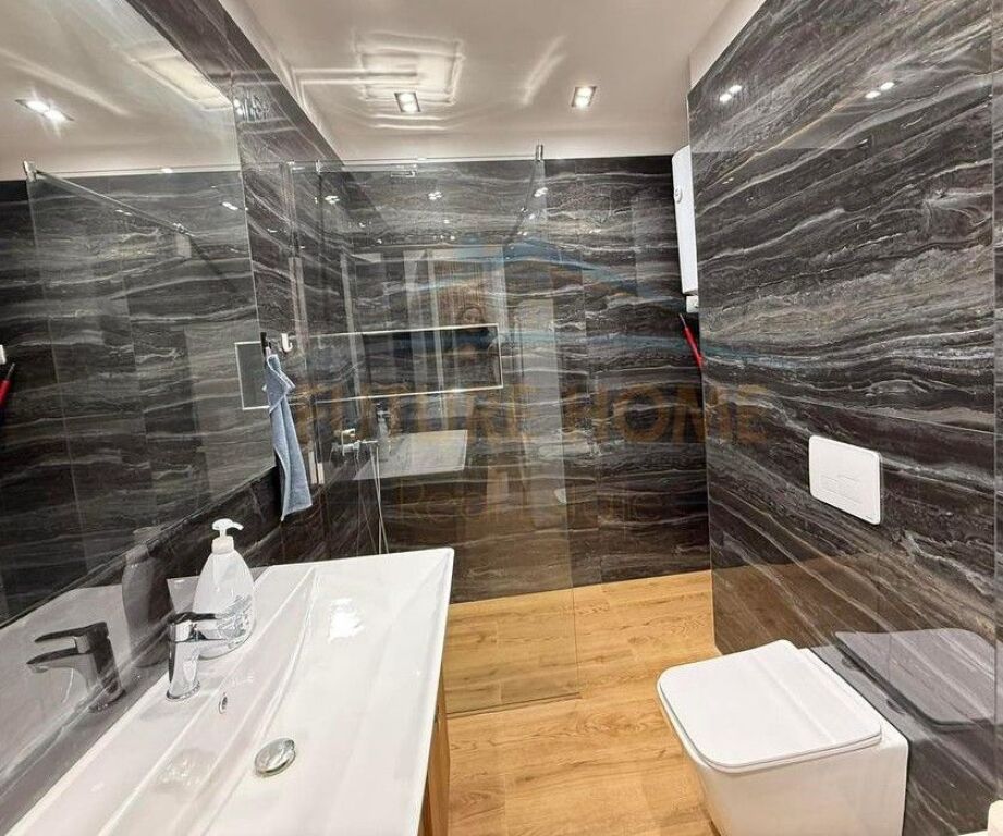 Affitto, Appartamento 2+1+2, 21 Dhjetori, Tirane