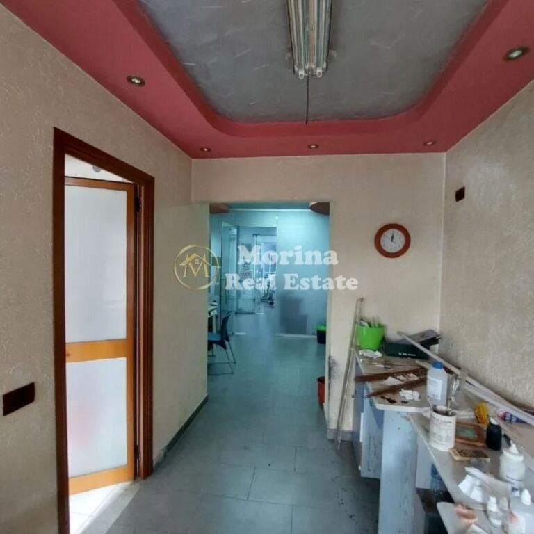 Vendita | Locale Commerciale | Via Bardhyl | 130000 €