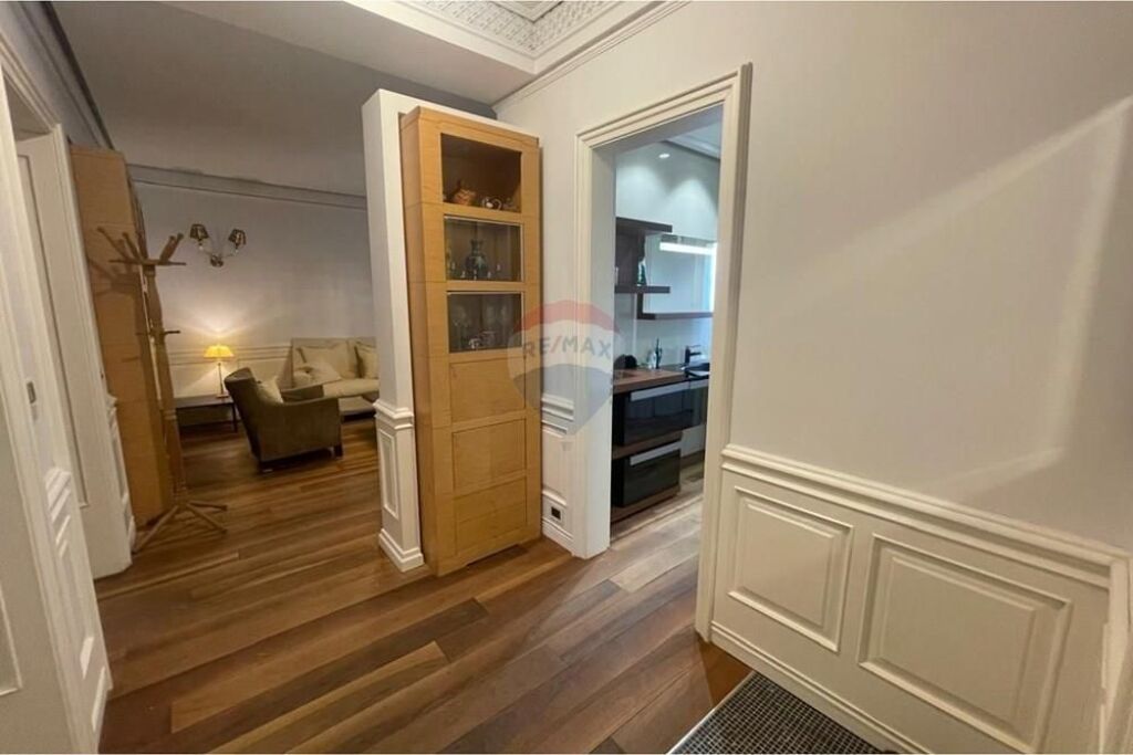 Appartamento - In Affitto - Via Qemal Stafa, Tirana(ID: 530551001-339)