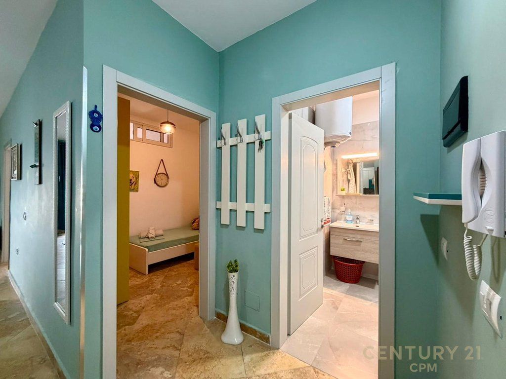 SHITET APARTAMENT 2+1 NE VIJE TE PARE ME DETIN NE LUNGOMARE