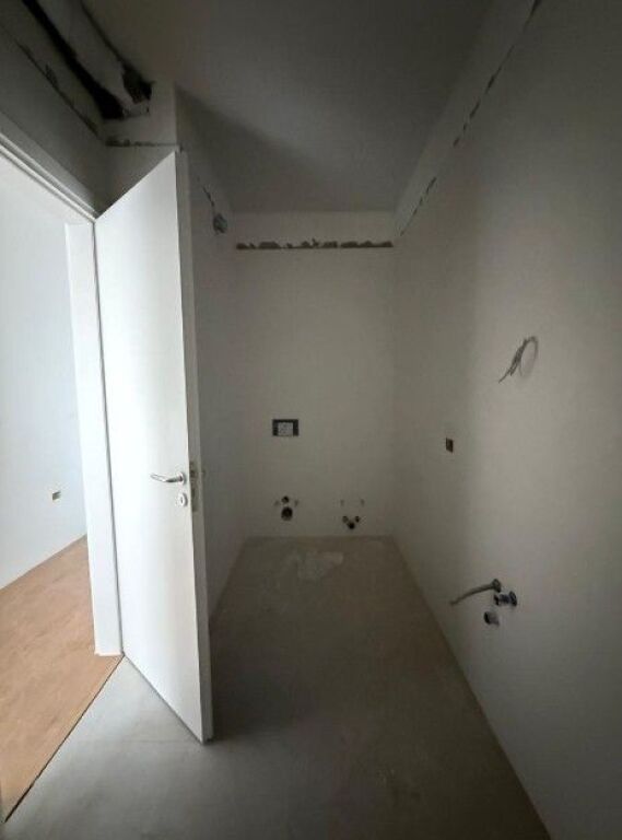 📌 Vendesi Appartamento 2+1+2 – Univers City