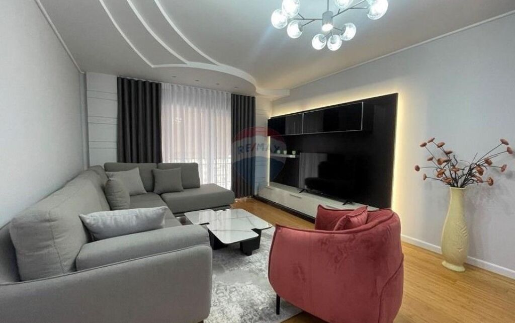 Apartament - Për Qira - Ambasada Amerikane, Tiranë(ID: 530181090-105)