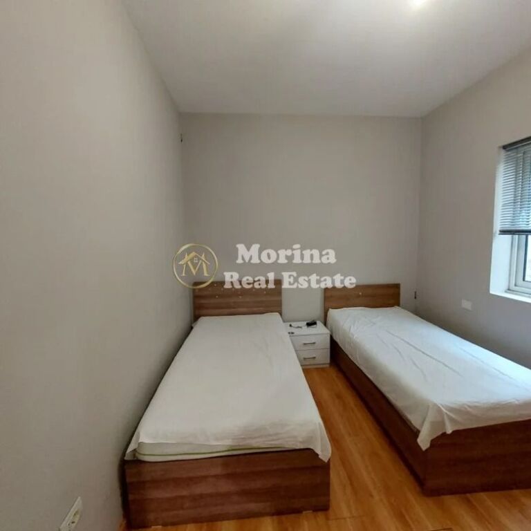 Qera | Shtëpi private 2 + 1 | Sauk | 350 €/muaj