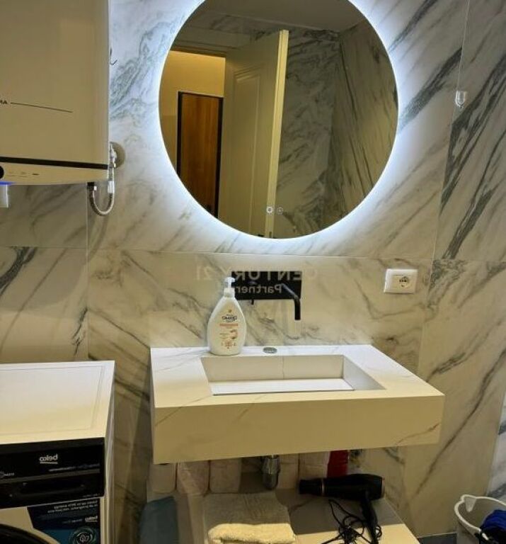 For sale 2+1+2+Parking space in Vlore