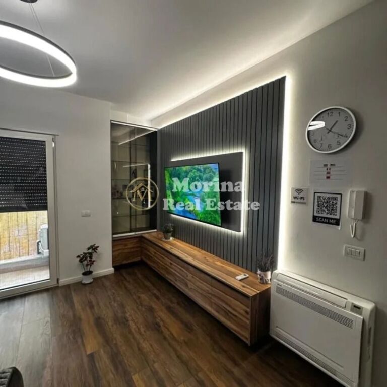 Affitto | Appartamento 1 + 1 | Comune di Parigi | 700 €/mese