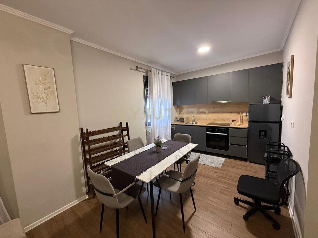 AFFITTASI APPARTAMENTO 1+1 IN CENTRO