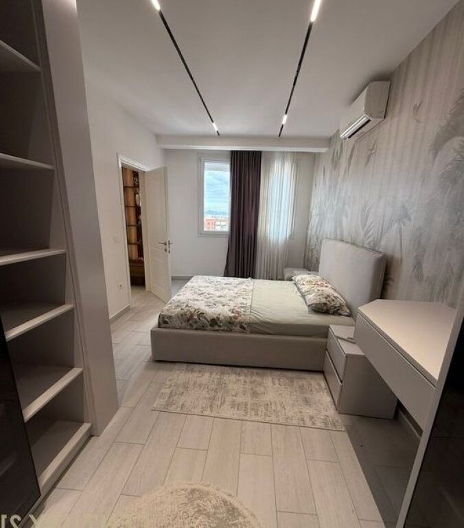 Shitet apartament 1+1 tek River Residence