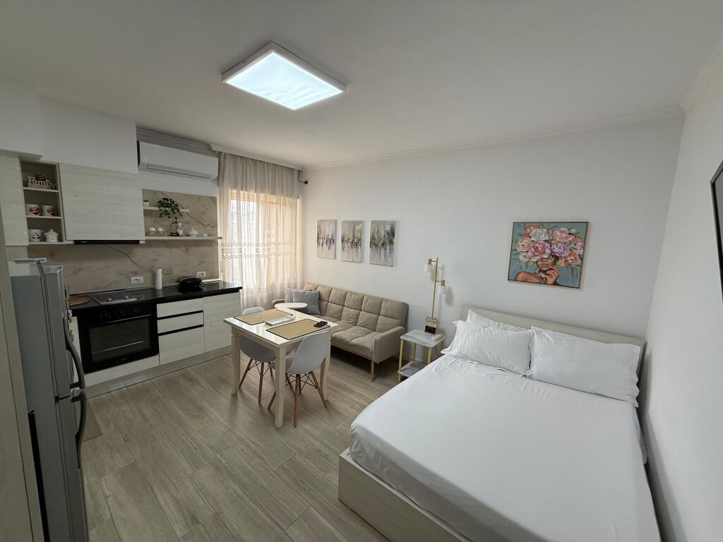 Jepet me qera Garzoniere Qender